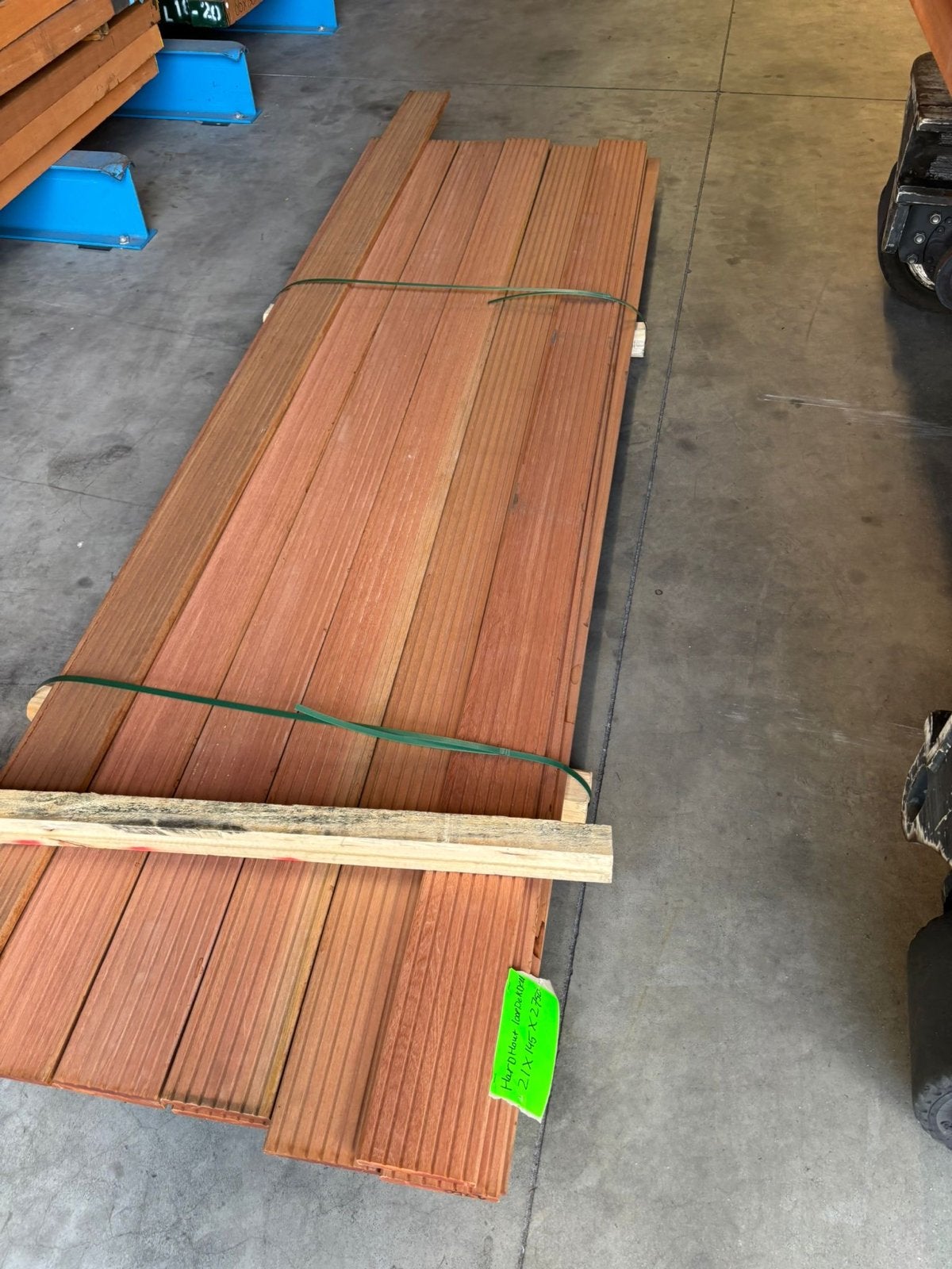 Loopdekdeel ribbel hardhout 21x145mm lengte 275cm (14 stuks), Ophalen, Gebruikt
