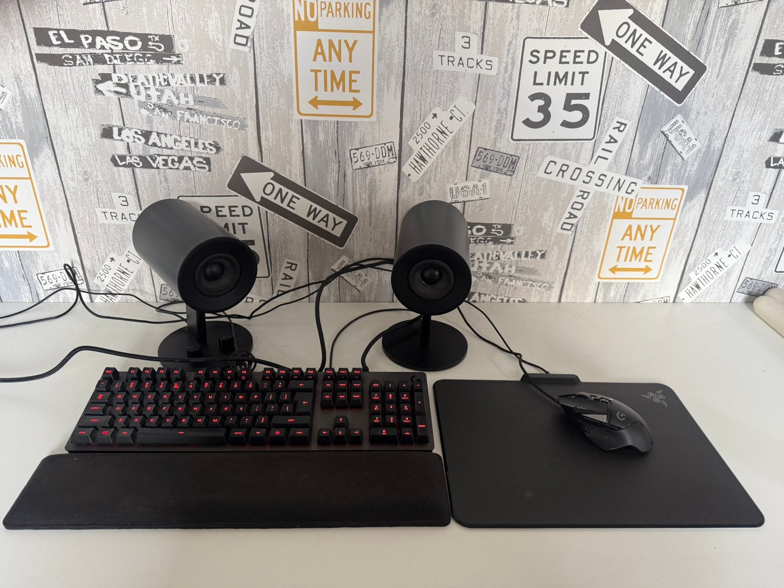 Complete Gaming Accessoire Set: Razer, Logitech G, Gebruikt, Toetsenbord en muis-set, Ophalen of Verzenden, Qwerty