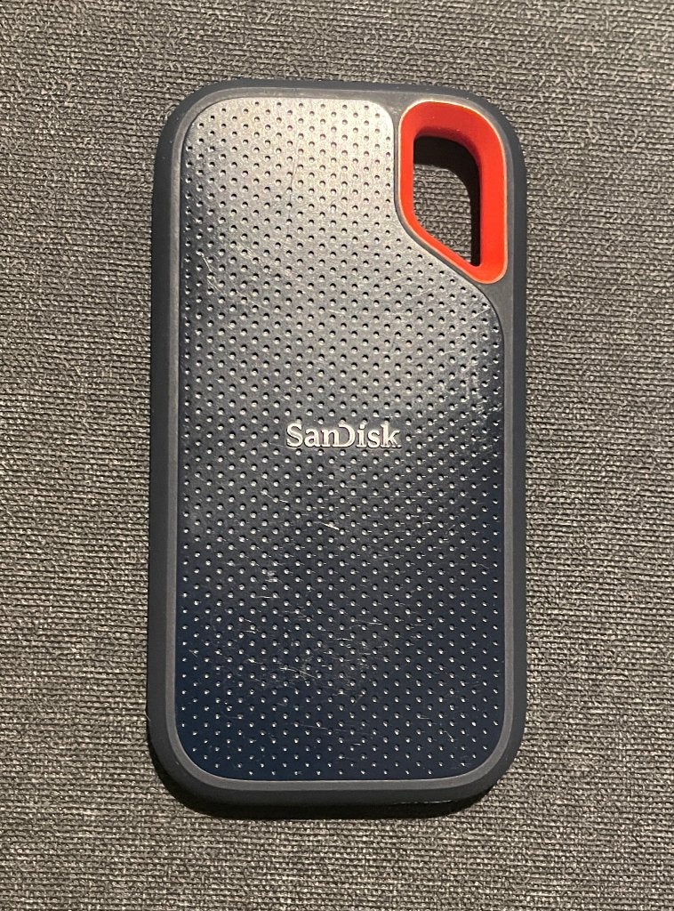 Like New - SanDisk Extreme Portable SSD 1TB - 1050 mbps, Computers en Software, SSD, Zo goed als nieuw, Laptop, 1 TB