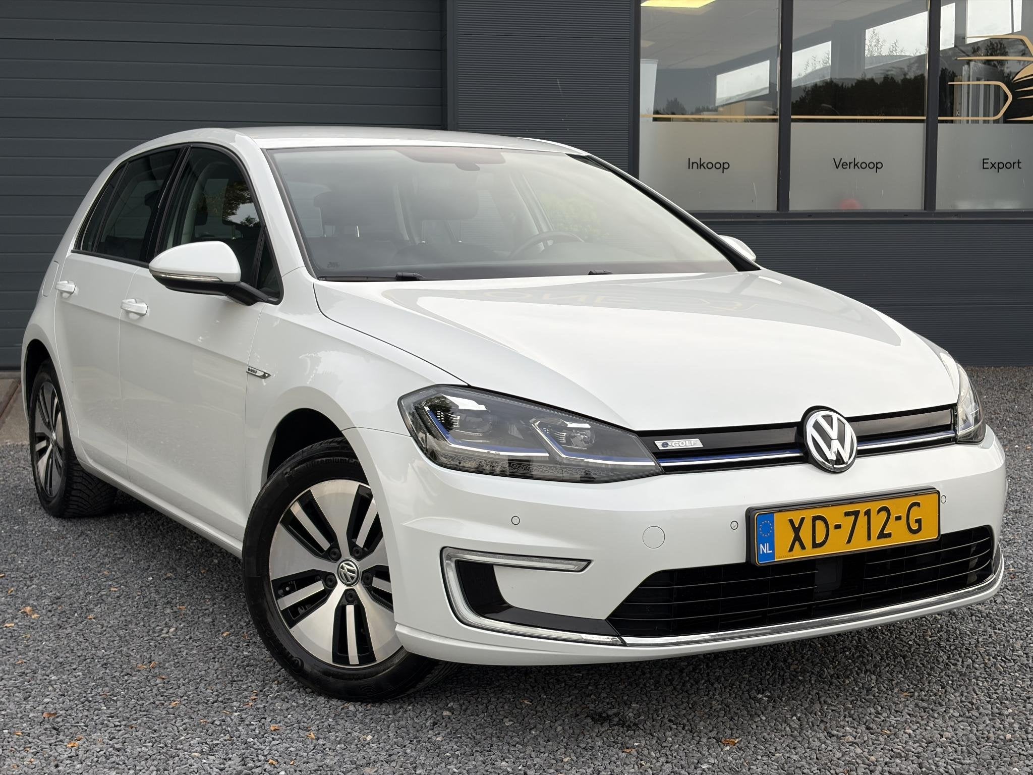 Volkswagen e-Golf e-Golf ✓SOH 85,18 %✓2e Eigenaar✓Carp, Auto's, Dealer onderhouden, Gebruikt, Zwart, 231 km