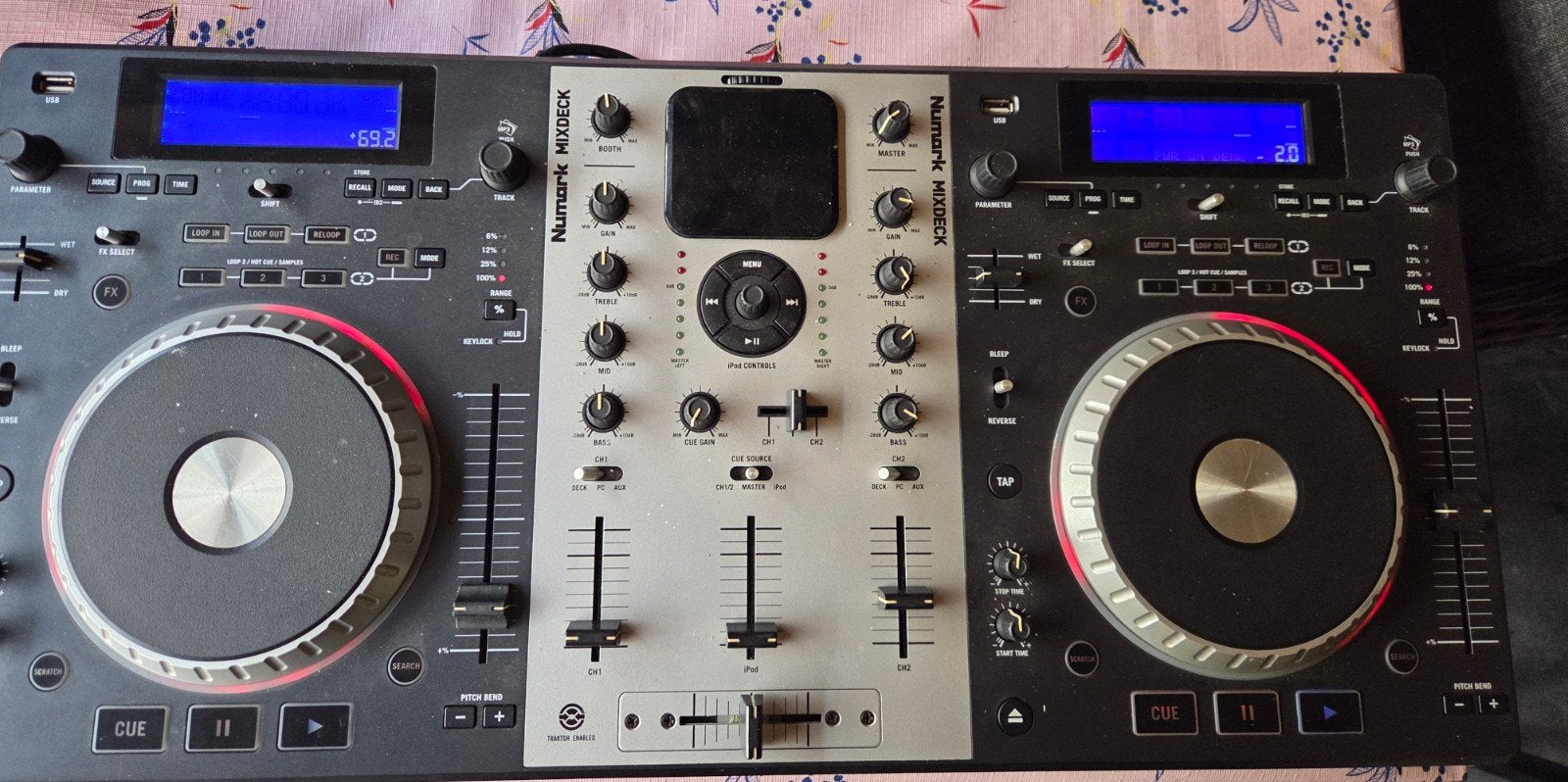 Numark Mixdeck DJ-controller - Compleet en Gebruikt, Muziek en Instrumenten, Dj-sets en Draaitafels, Ophalen of Verzenden, Gebruikt
