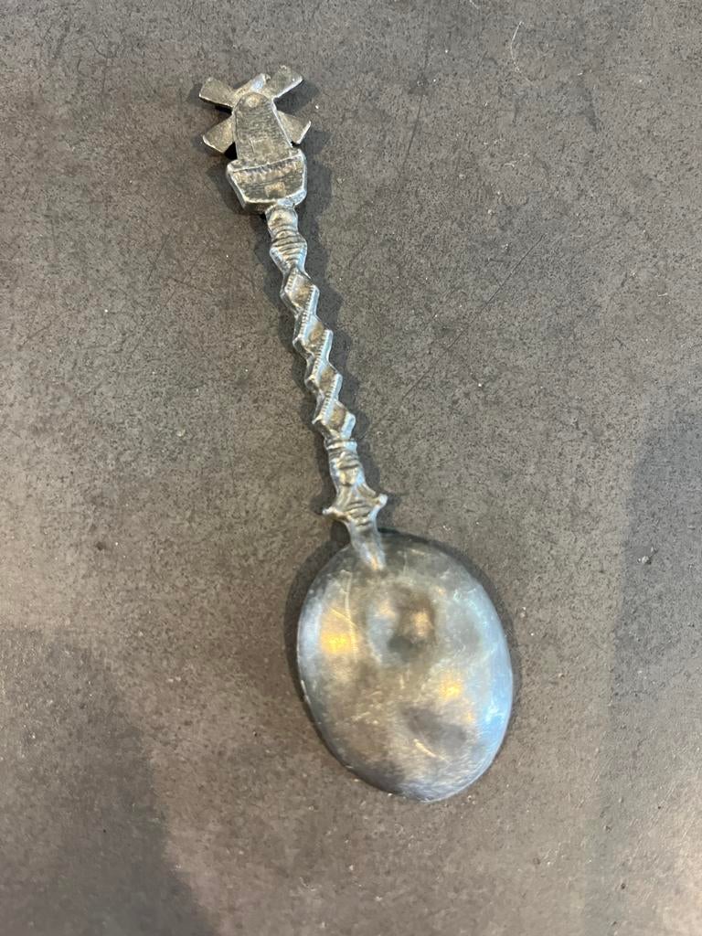 Tinnen lepel met molentje, Ophalen of Verzenden