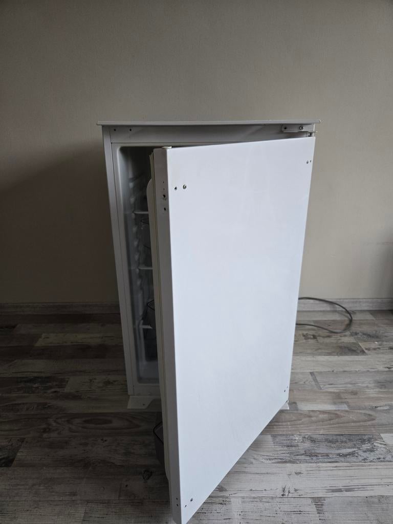 Ignis ARL 978/A+ koelkast, goed hemel, 100 tot 150 liter, Energieklasse A of zuiniger, 45 tot 60 cm, Ophalen