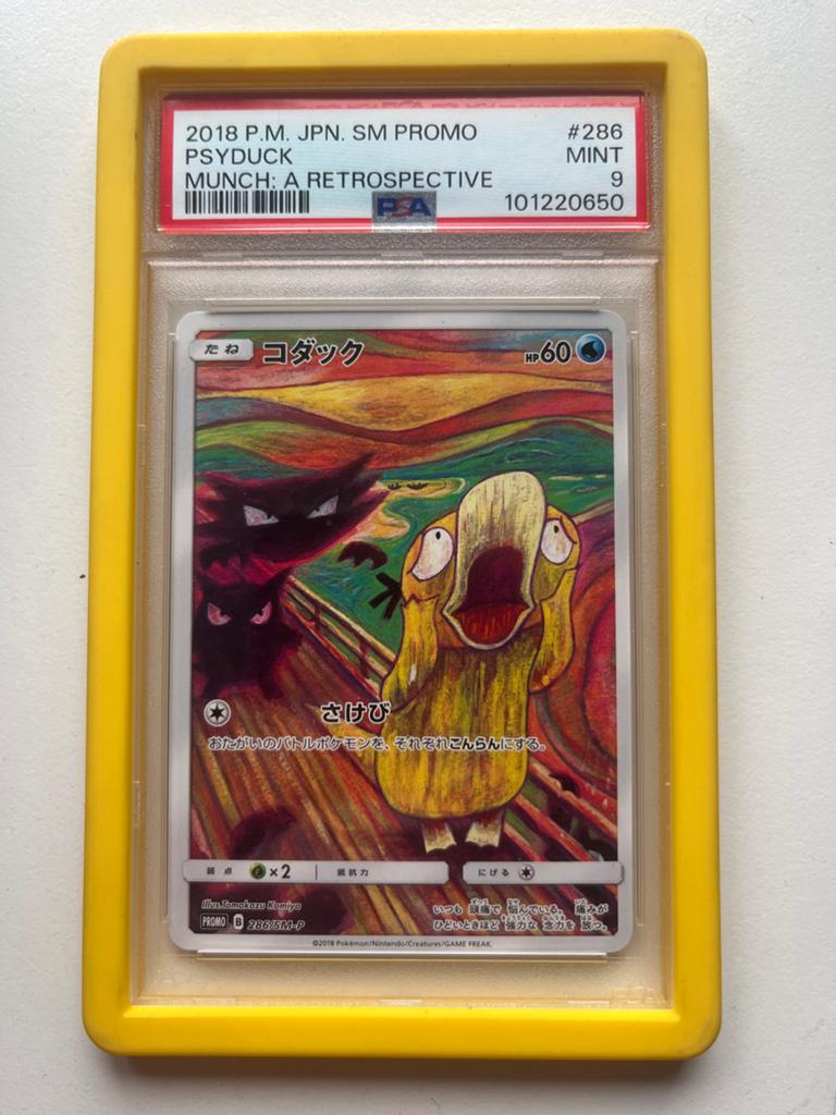 PSA 9 MINT Psyduck Munch: A Retrospective Pokémon Kaart, Ophalen of Verzenden, Zo goed als nieuw, Losse kaart