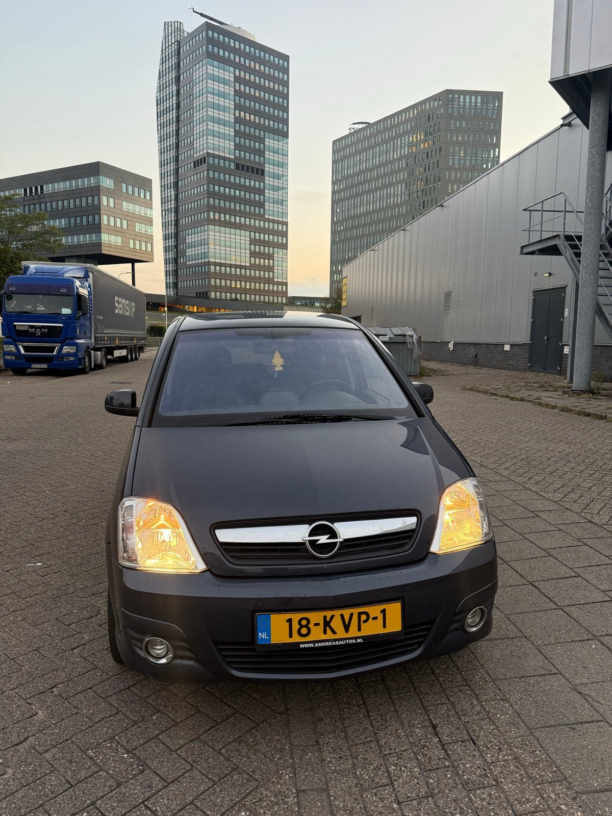 Opel Meriva 1.6 16V 77KW Easytronic 2010 Blauw, Auto's, 15 km/l, 4 cilinders, Blauw, Origineel Nederlands
