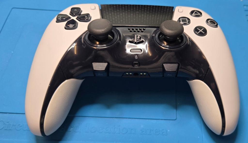 PS5 DualSense Edge met TMR 720 sticks compleet nieuw, 1 speler, Ophalen of Verzenden, Zo goed als nieuw, Eén computer