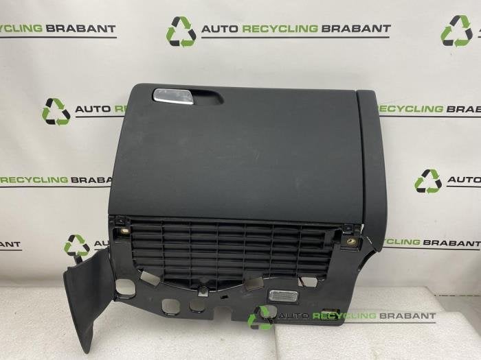 Dashboardkastje van een Audi A4, Gebruikt, -, -, Ophalen of Verzenden
