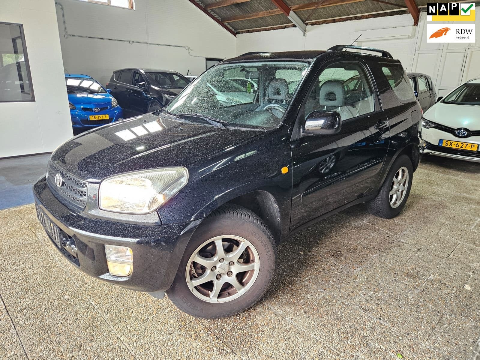 Toyota RAV4 1.8-16V VVT-i Luna GARANTIE, Auto's, Toyota, Voorwielaandrijving, Gebruikt, 4 cilinders, Bedrijf