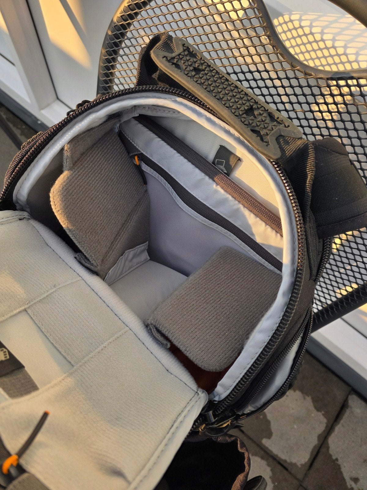 Lowepro Flipside 400 AW II Cameratas Rugzak Zwart, Ophalen, Statiefbevestiging, Rugtas, Zwart