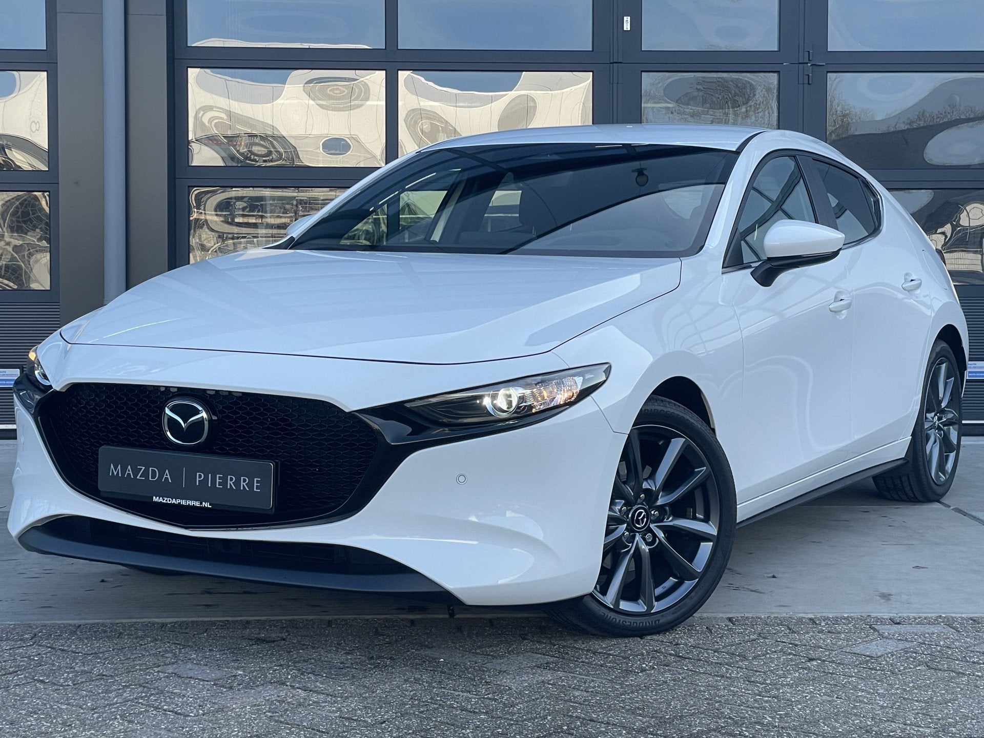 Mazda 3 2.5 e-SkyActiv-G 140 M Hybrid Centre-line | DEMO DEA, Auto's, Voorwielaandrijving, Stof, Gebruikt, 4 cilinders