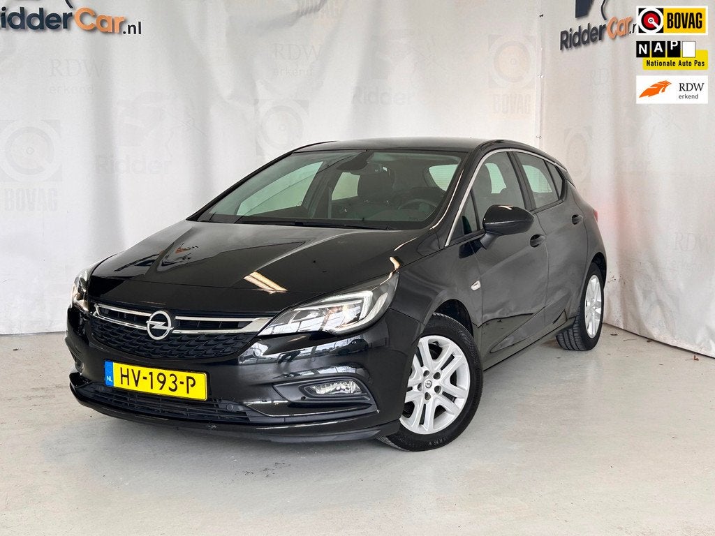 Opel Astra 1.6 CDTI Business+|1E EIG|NAP|CRUISE|PARK SENS|NA, Auto's, Opel, Gebruikt, Euro 6, 4 cilinders, Zwart