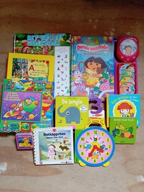 11 kinder karton boeken dora klok abc dieren, Gelezen, Fictie algemeen, Jongen of Meisje, Diverse auteurs
