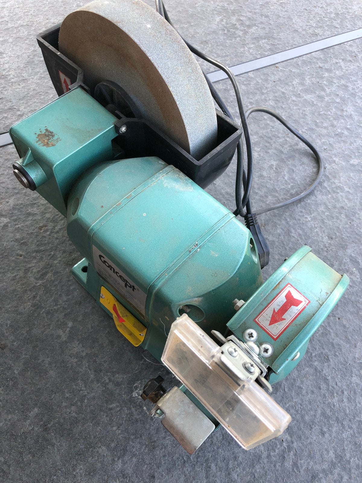 Concept slijpmachine.droog en nat slijpen., Doe-het-zelf en Verbouw, Gereedschap | Slijpmachines, Ophalen, Zo goed als nieuw, Minder dan 700 watt