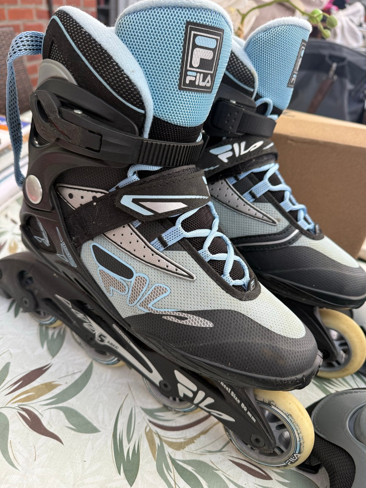 Fila inline skates maat 42 met beschermers, Ophalen, Gebruikt