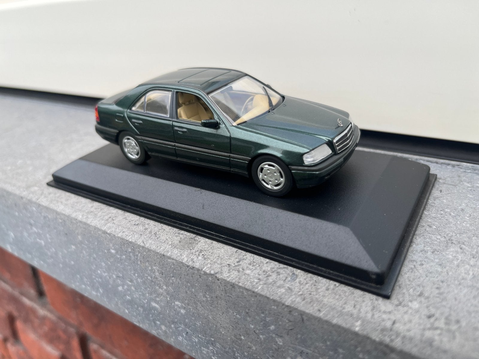 Nieuwe Mercedes C180, Hobby en Vrije tijd, Ophalen of Verzenden, Nieuw, Auto, MiniChamps