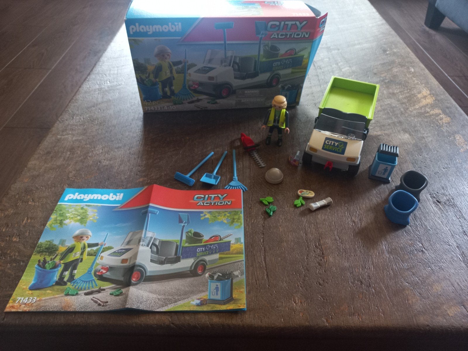 playmobil city action 71433 elektrische straatveegmachine, Complete set, Voertuig, Ophalen of Verzenden, Zo goed als nieuw