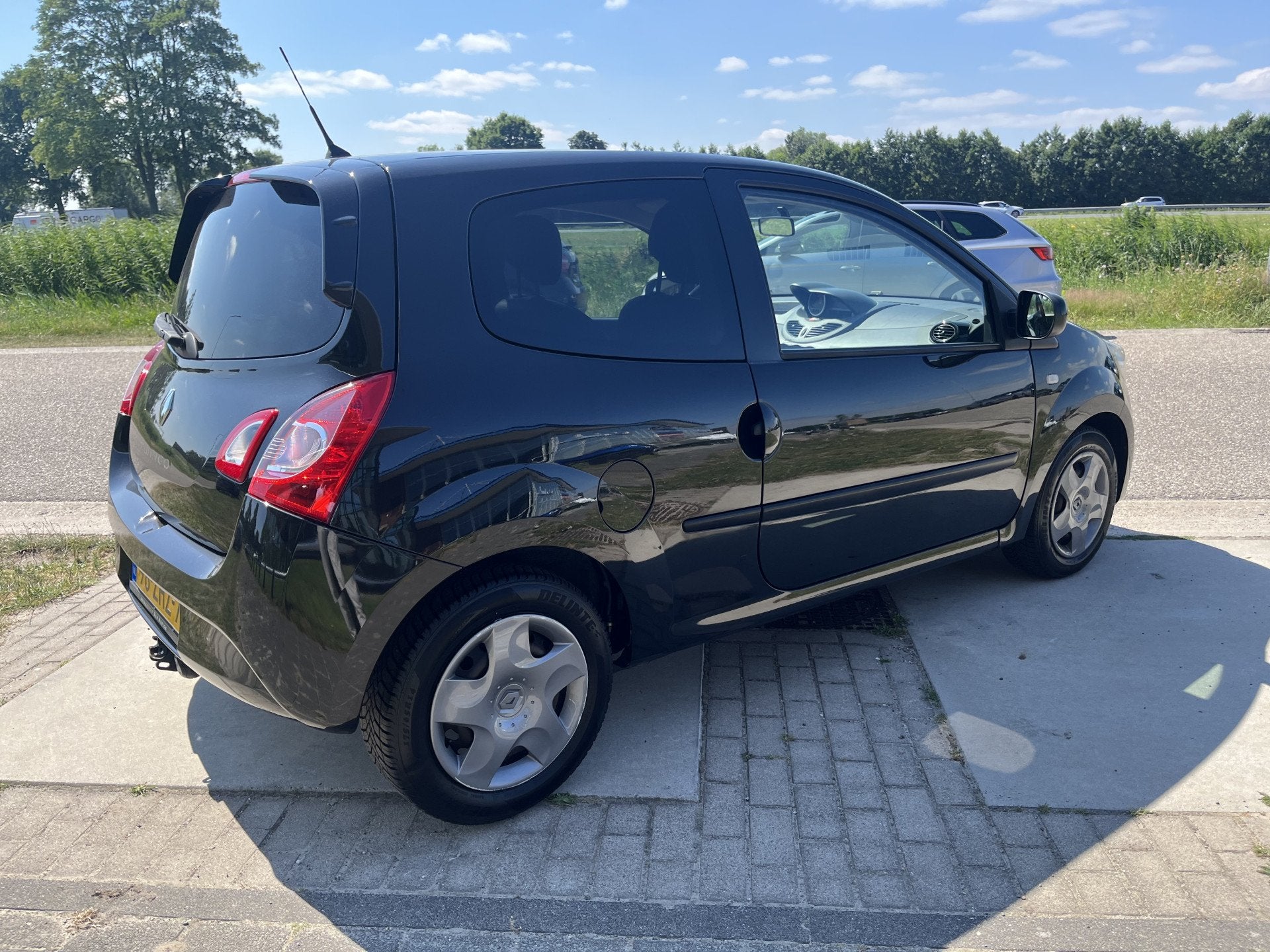 Renault Twingo 1.2 16V Collection / Trekhaak afneembaar / Ai, Auto's, Voorwielaandrijving, Gebruikt, Zwart, 4 cilinders