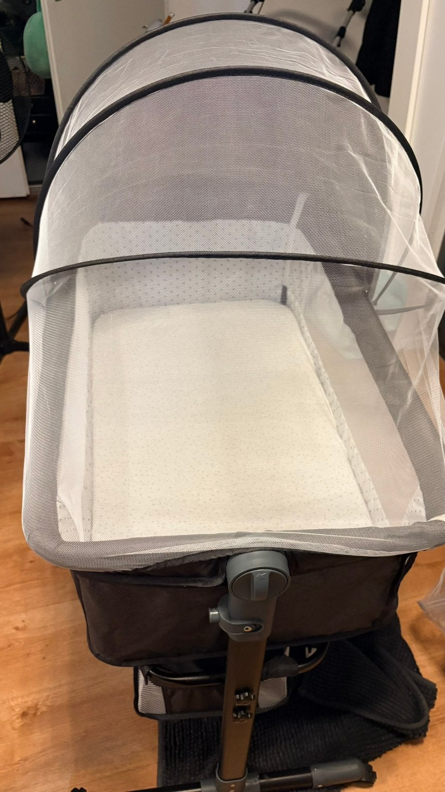 Baby bedje co sleeper, Kinderen en Baby's, Babywiegjes en Ledikanten, Ophalen, Zo goed als nieuw, Wieg