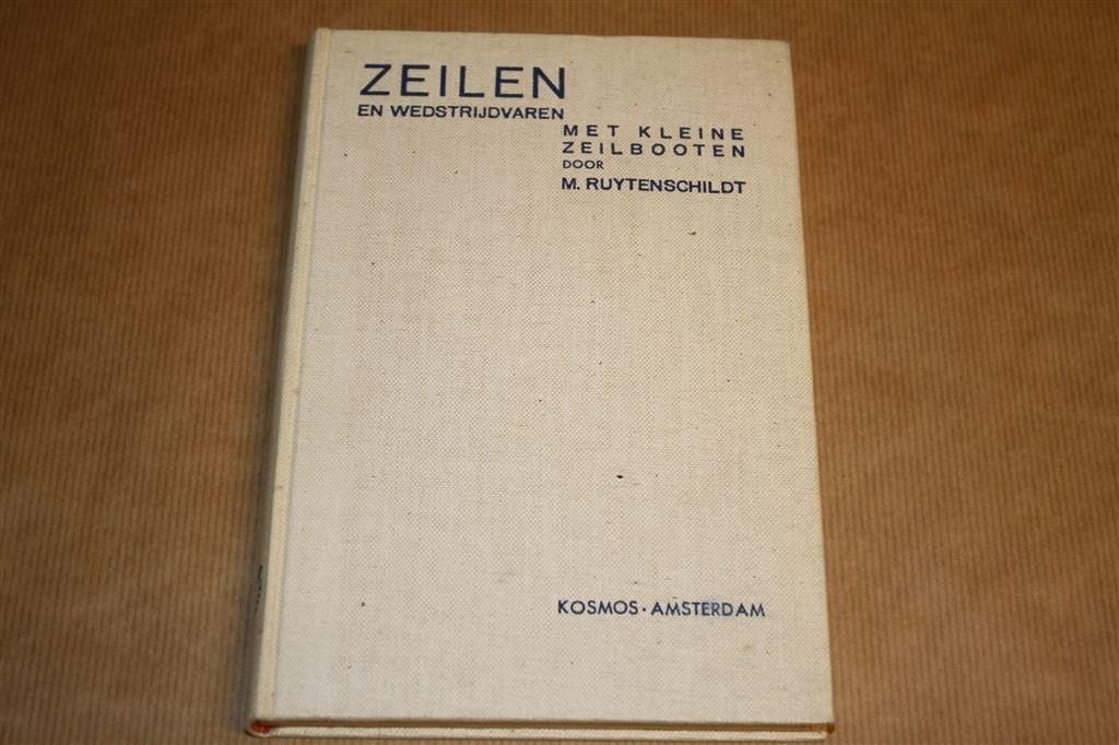 Zeilen en wedstrijdvaren met kleine zeilboten., Boeken, Ophalen of Verzenden, Gelezen, Watersport en Hengelsport