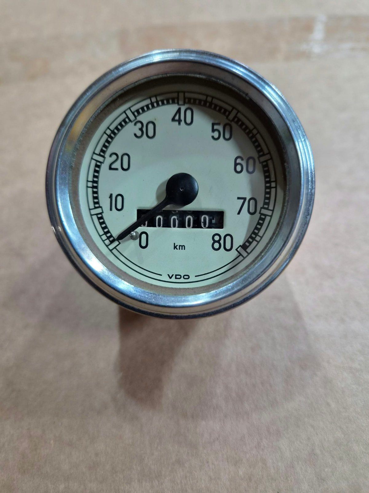Keurige VDO teller met witte wijzerplaat, 80 km, Ophalen of Verzenden, Nieuw, Overige typen
