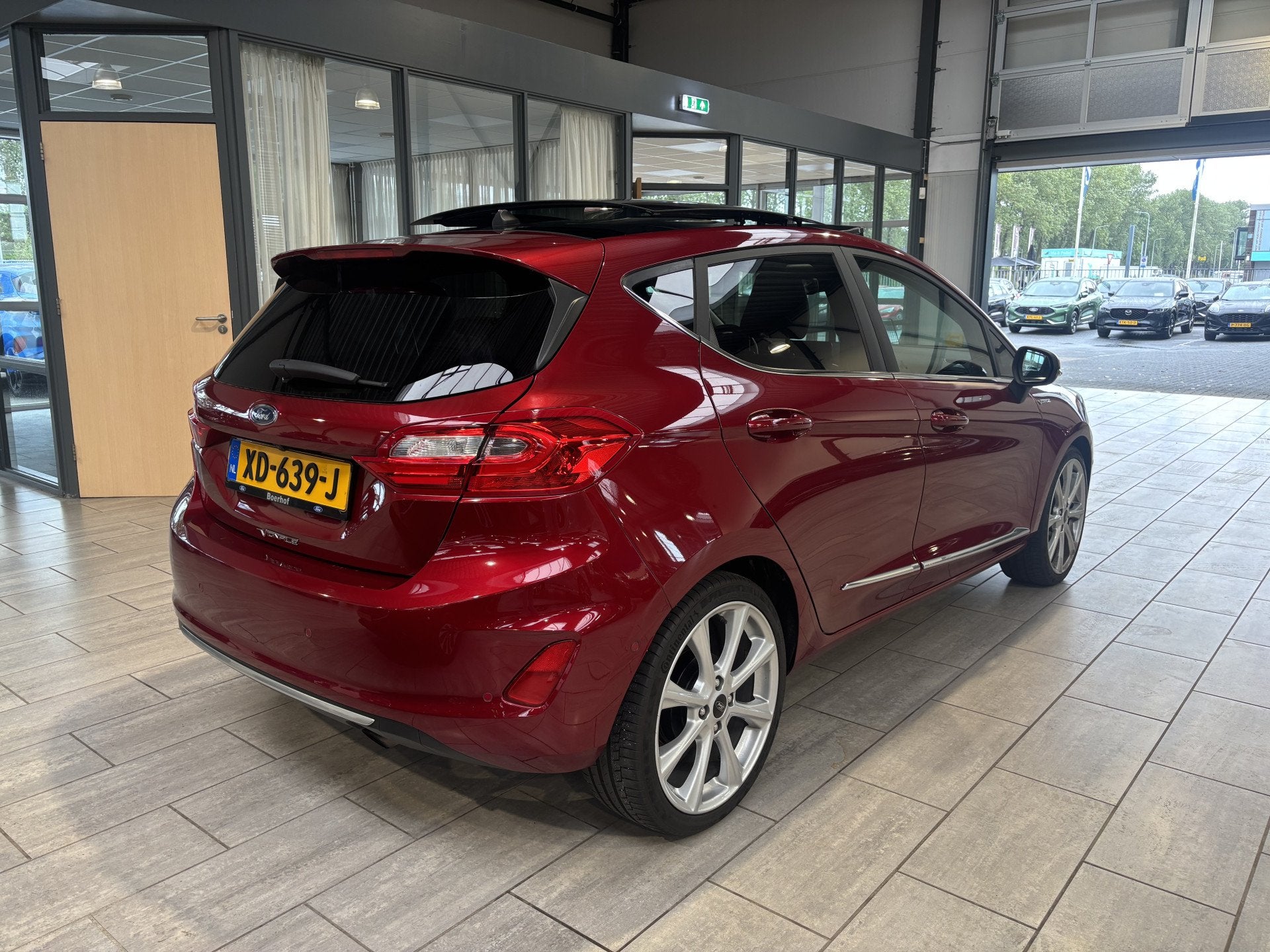 Ford Fiesta EcoBoost 100 pk Vignale | Pano | Winter Pack | H, Auto's, Ford, 12 maanden, 101 pk, Gebruikt, Leder en Stof