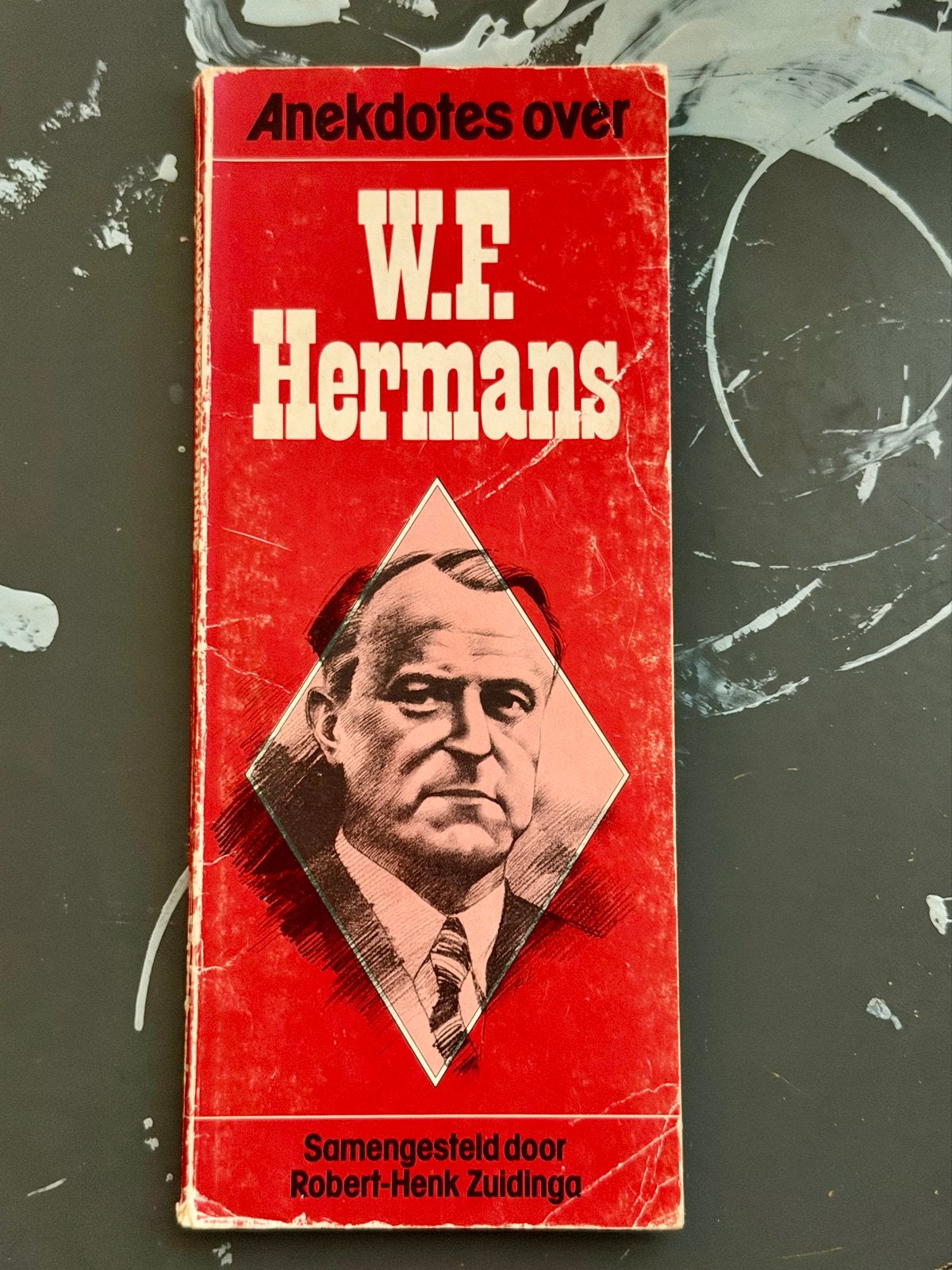 Anekdotes over W.F. Hermans - Robert-Henk Zuldinga, Ophalen of Verzenden, Gelezen, Nederland