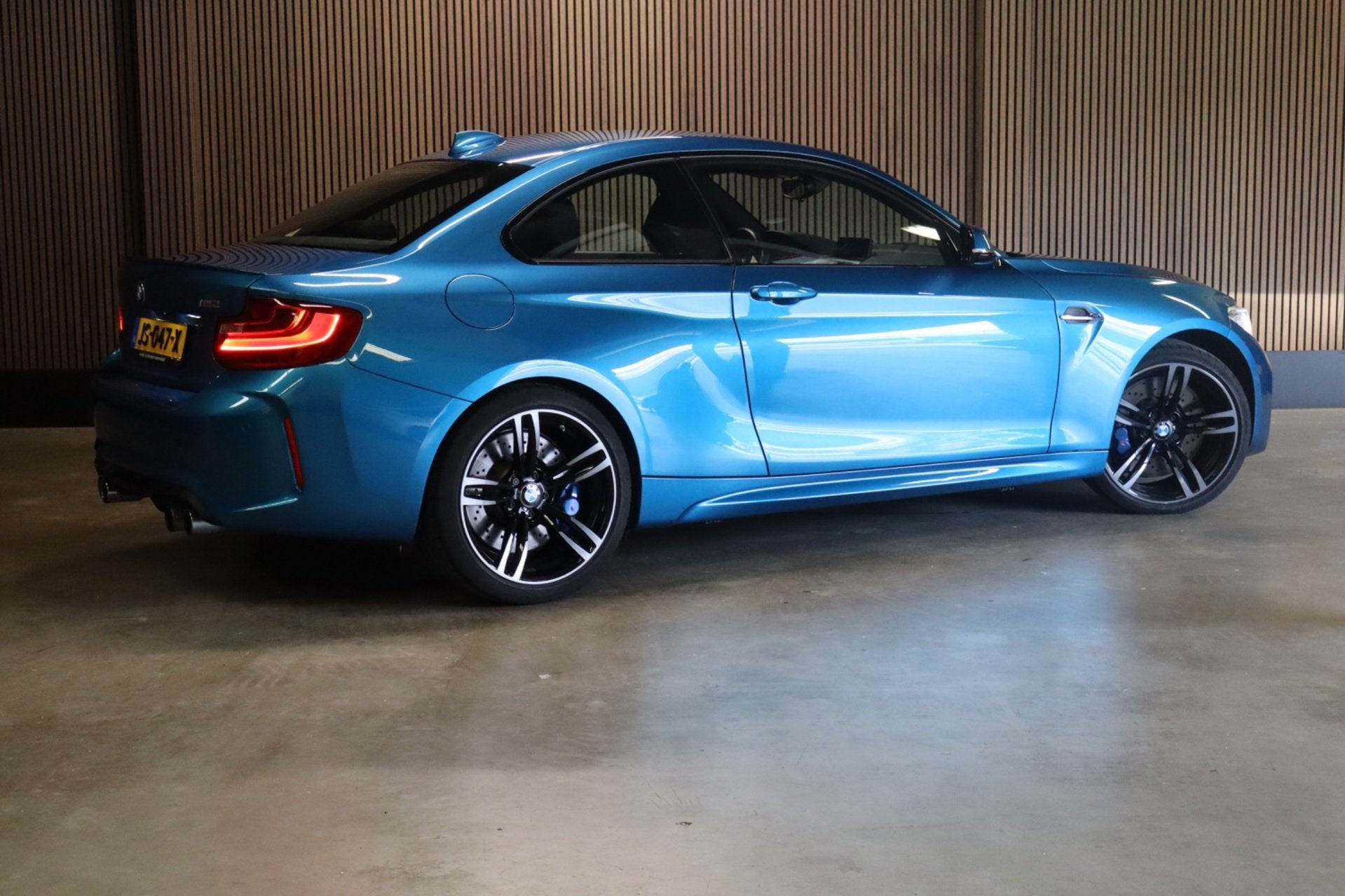 BMW 2-serie Coupé M2 DCT | Orig NL | H&K | Elektr. Stoelen, Achterwielaandrijving, Gebruikt, Onderhoudsboekje, Lease