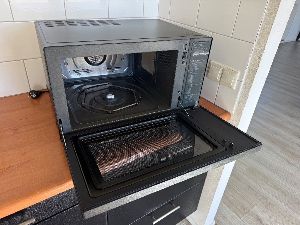 LG combimagnetron, Ophalen, Combimagnetron, Zo goed als nieuw, Draaiplateau