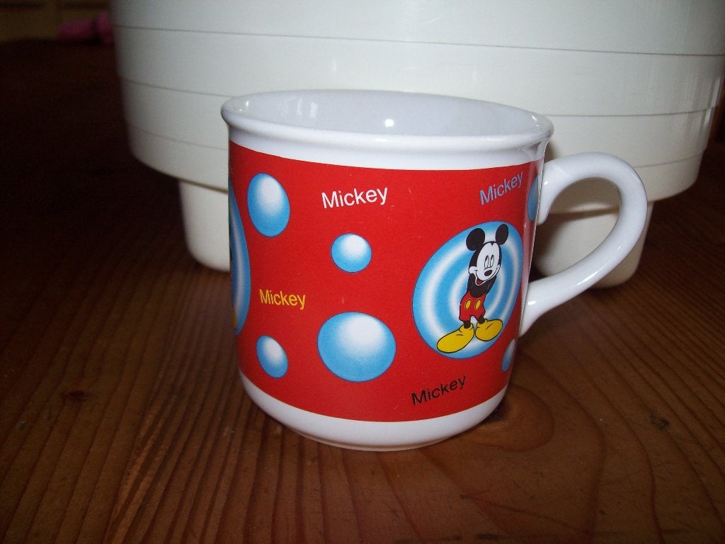 1 mok van Disney 8 cm. hoog, Ophalen of Verzenden, Mickey Mouse, Zo goed als nieuw, Servies