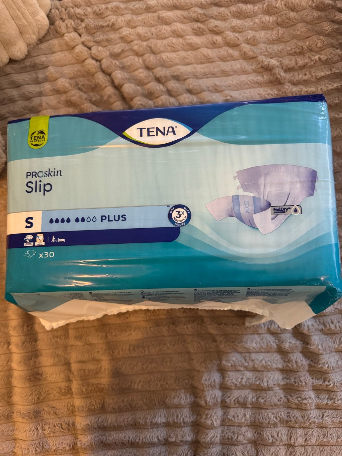 Tena pro skin slip maat S 4x, Diversen, Ophalen of Verzenden, Nieuw
