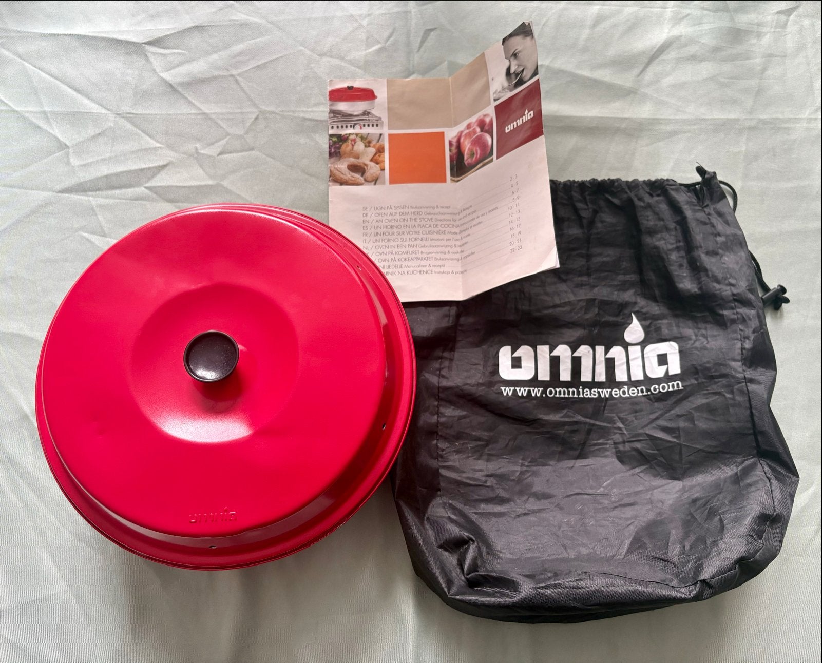 Omnia oven, Huis en Inrichting, Ophalen of Verzenden, Metaal, Rood, Overige merken