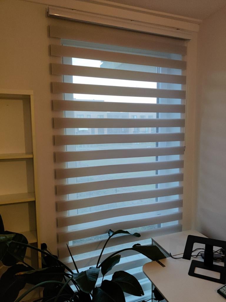 Duo rolgordijn lichtgrijs, 120x~240cm, Ophalen, Zo goed als nieuw, Grijs