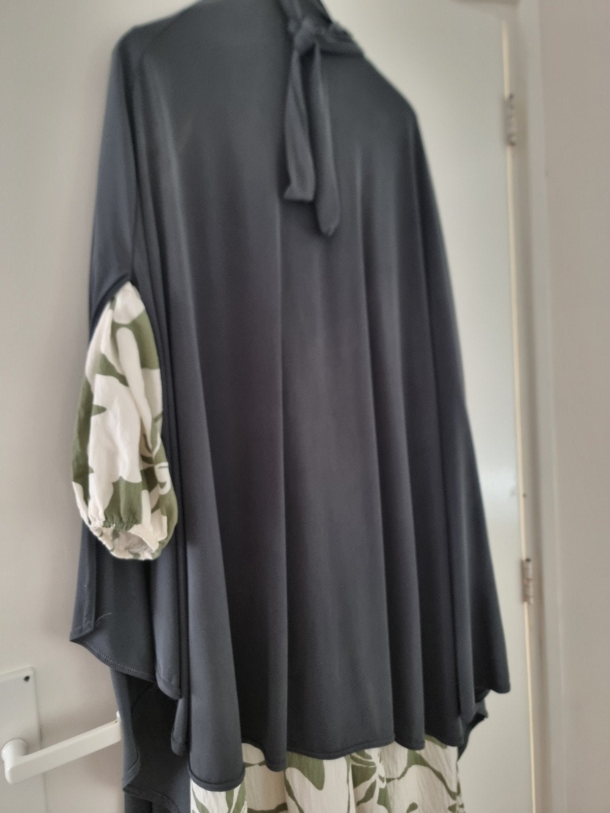 khimaar, Kleding | Dames, Overige Dameskleding, Ophalen of Verzenden, Zo goed als nieuw