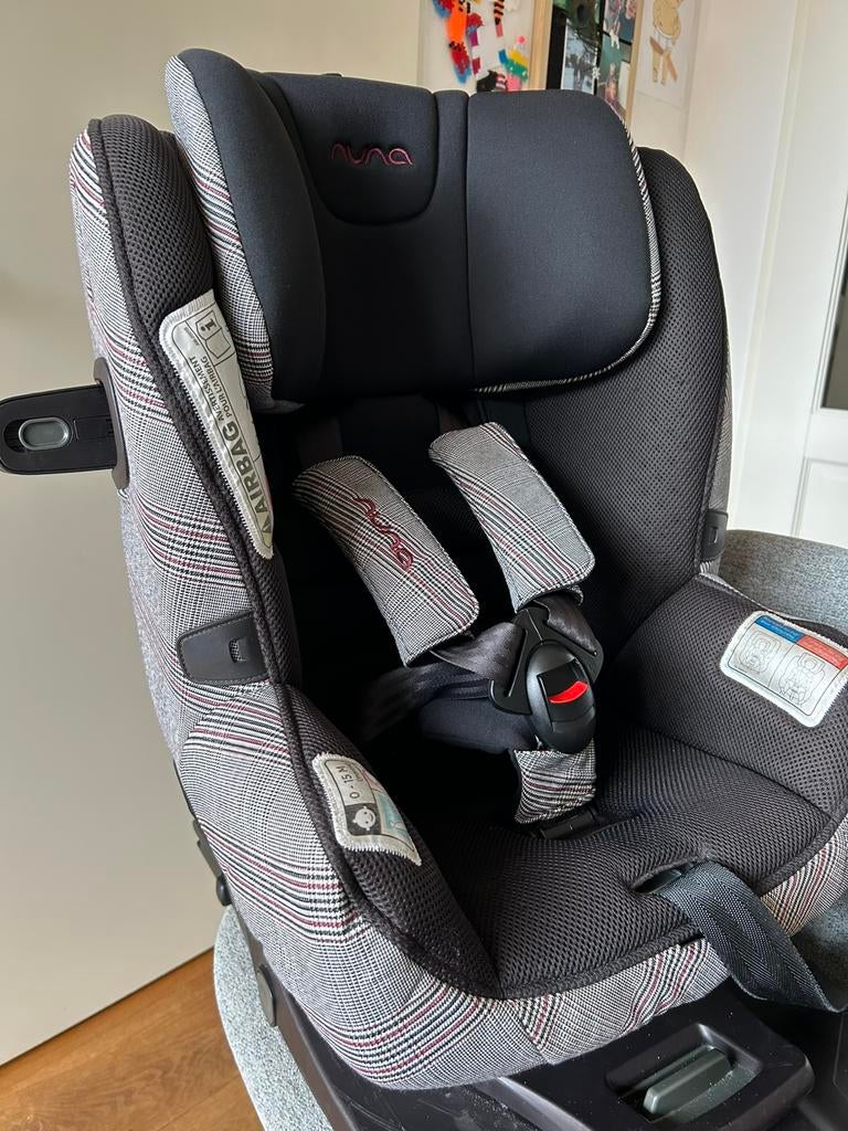 Nuna Prym iSize autostoel Isofix, Kinderen en Baby's, Autostoeltjes, Verstelbare rugleuning, 0 t/m 18 kg, Zo goed als nieuw, Isofix