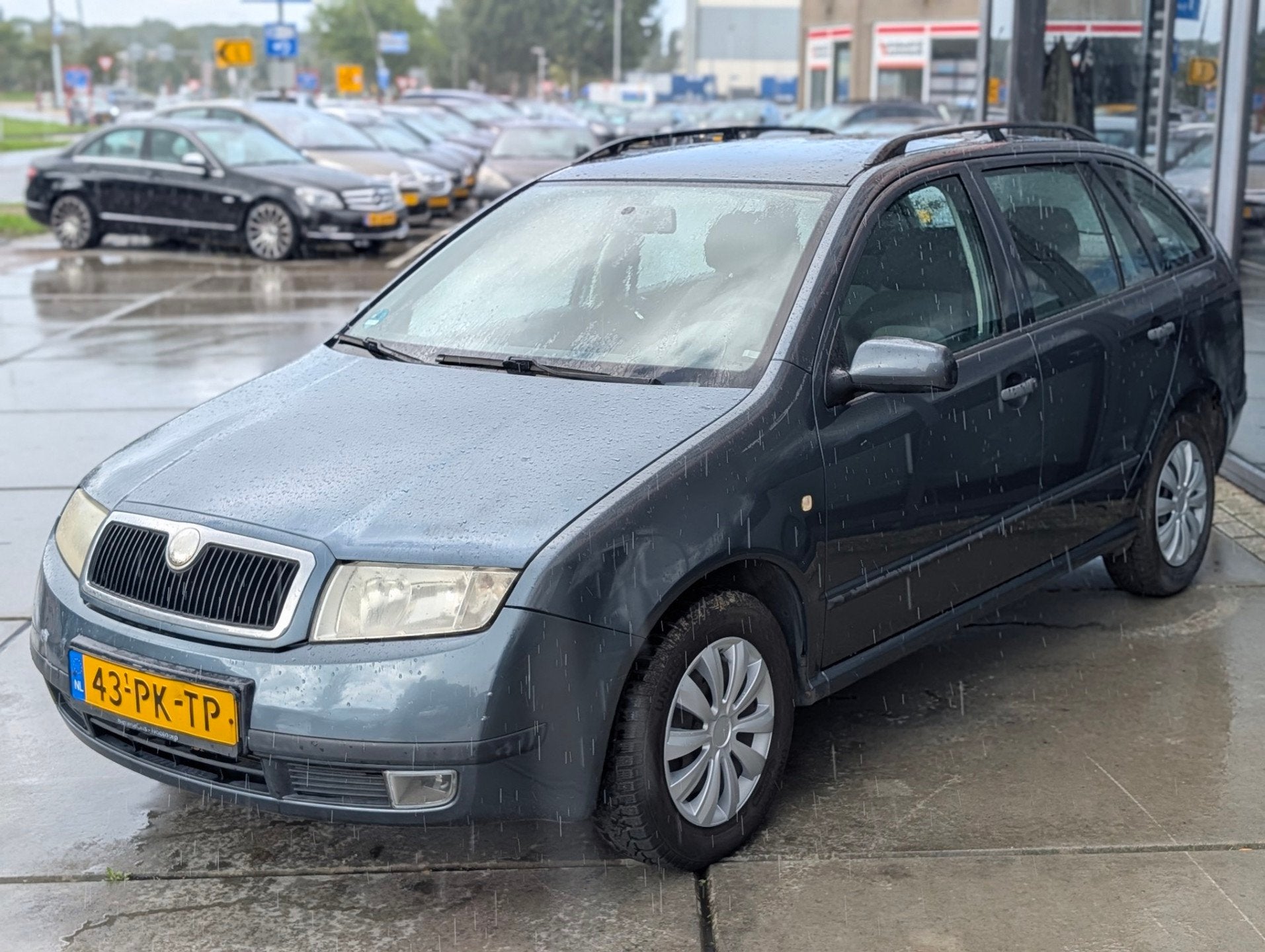 Skoda Fabia Combi 1.4-16V Choice - GEEN APK - Airco - Trekha, Auto's, Voorwielaandrijving, Gebruikt, 4 cilinders, Parkeersensor