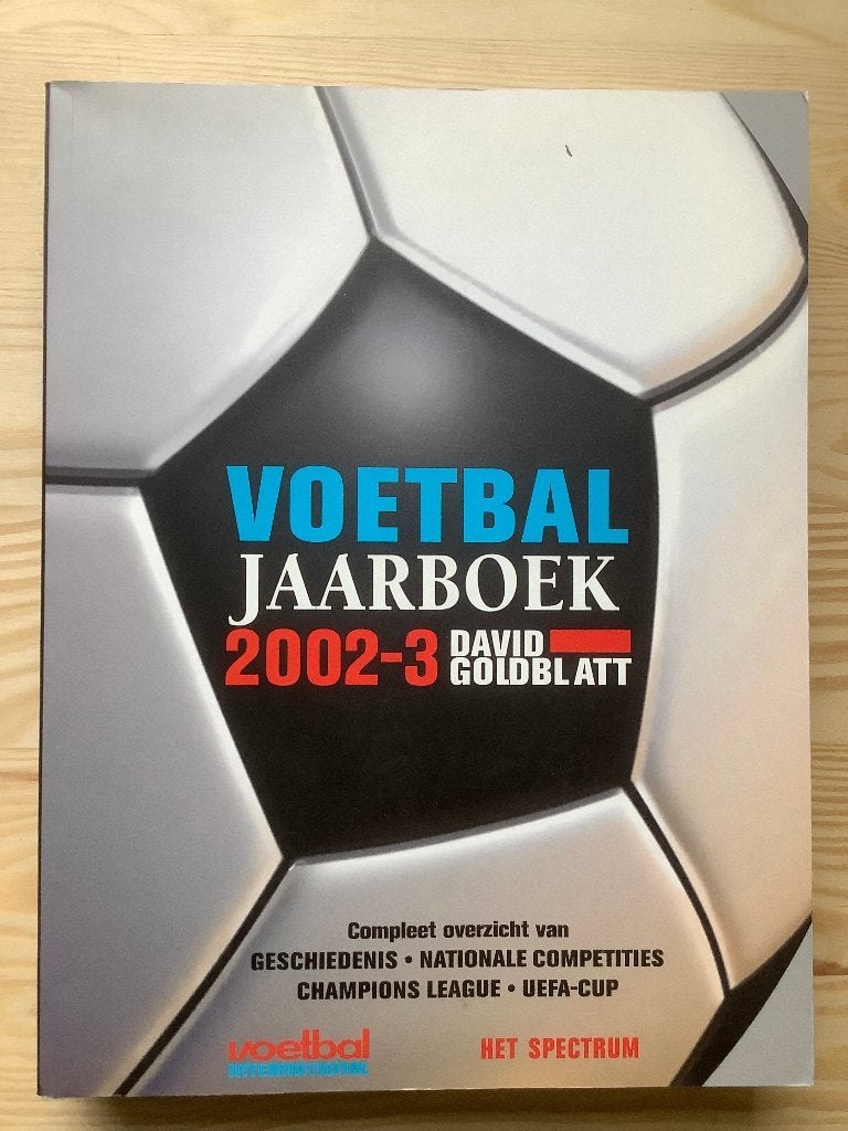 VOETBAL JAARBOEK 2002-2003       DAVID GOLDBLATT., Ophalen of Verzenden, Gebruikt, Buitenlandse clubs, Boek of Tijdschrift