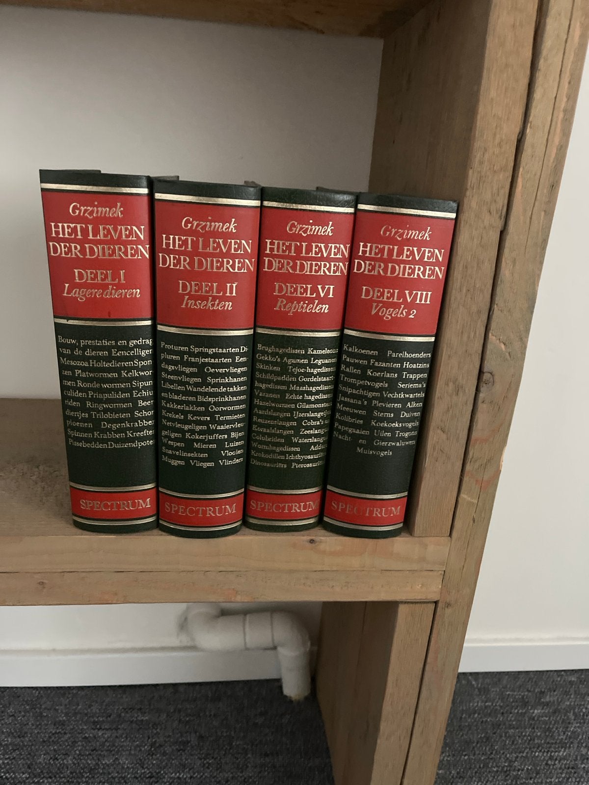 Complete 16-delige Grzimek encyclopedie - Het Leven Der Dier, Boeken, Encyclopedieën, Ophalen, Gelezen, Dieren, Complete serie