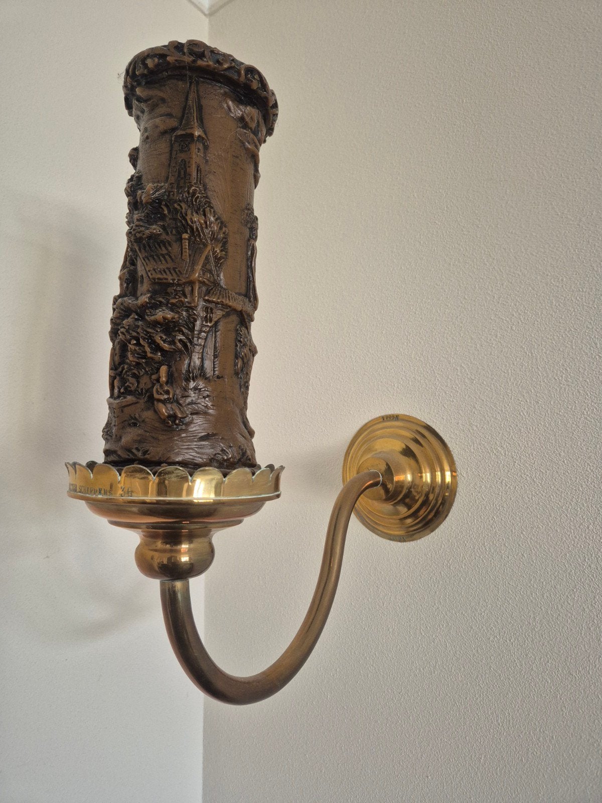 Koperen kandelaar voor aan de muur, Ophalen, Koper of Brons