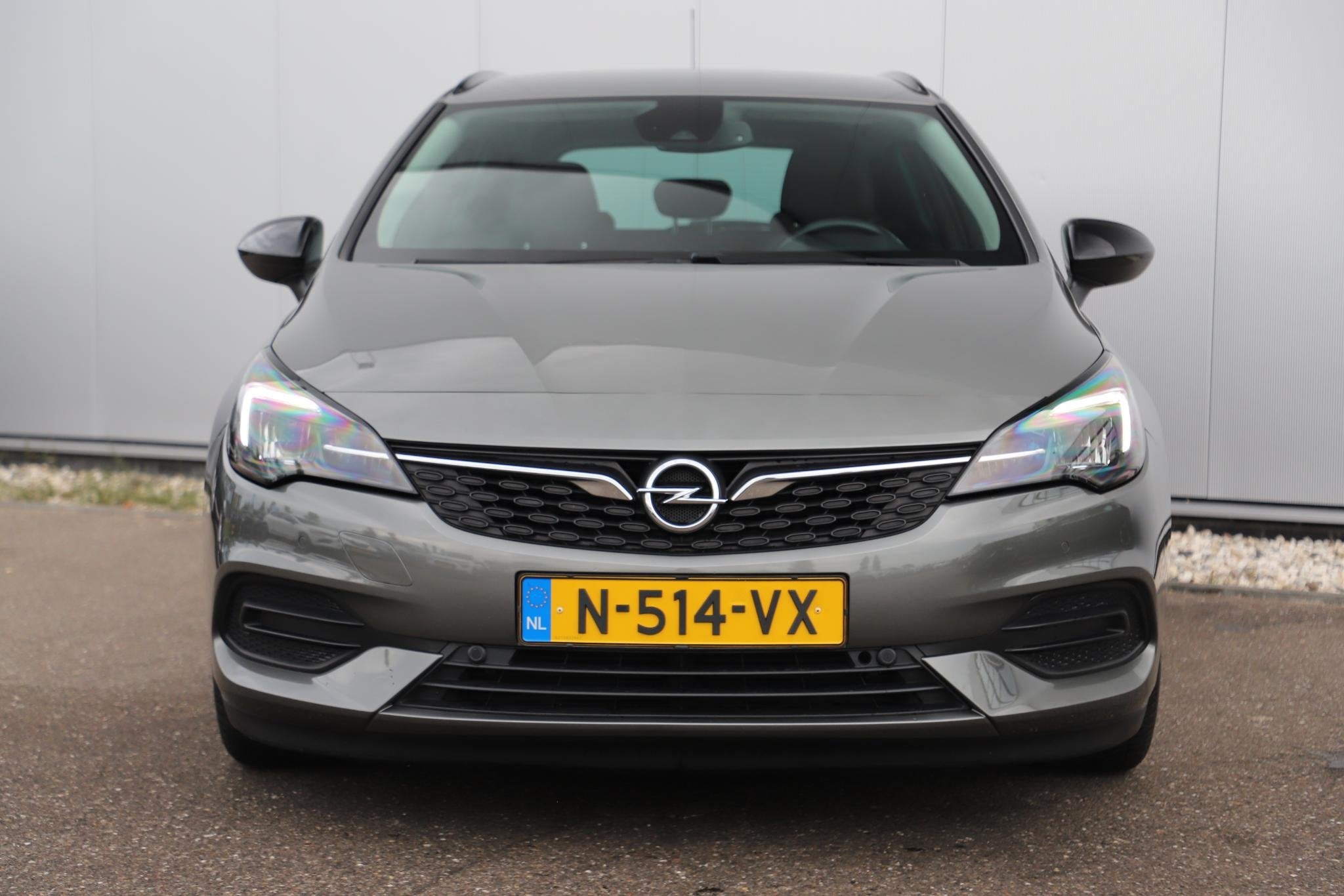 Opel Astra Sports Tourer 1.2 Design & Tech 110PK Trekhaak Sp, Voorwielaandrijving, Stof, Gebruikt, Euro 6