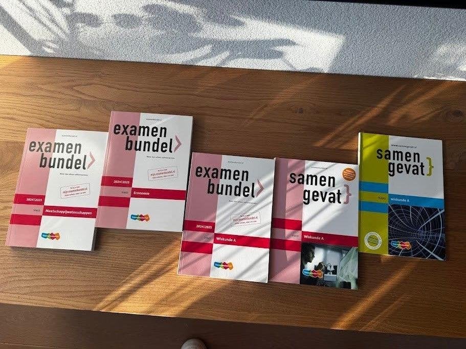 VWO 3 examenbundels (5 boeken) 2024-25, Boeken, Schoolboeken, Ophalen of Verzenden, Zo goed als nieuw, VWO
