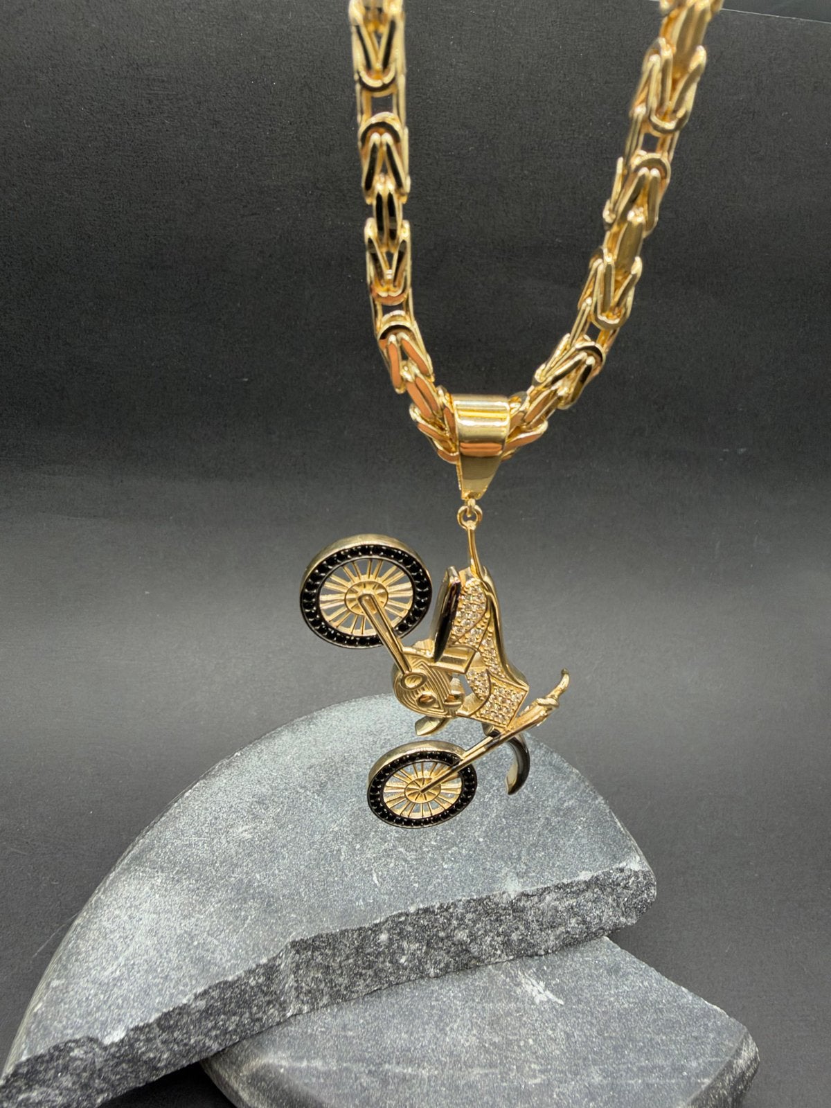 14k Gouden Koningsketting 4mm 60cm met Motor Hanger, Ophalen of Verzenden, Nieuw, Goud, Met hanger