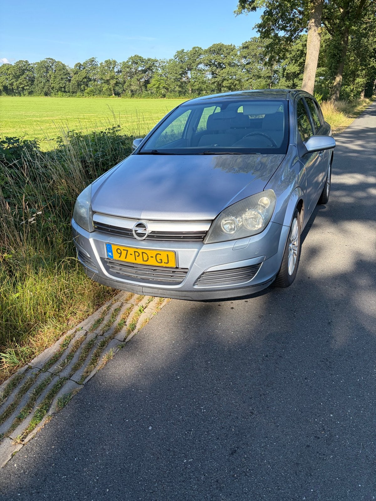 Opel Astra 1.6 16V 5D 77KW 2004 Grijs, Auto's, Voorwielaandrijving, 15 km/l, 4 cilinders, 1165 kg
