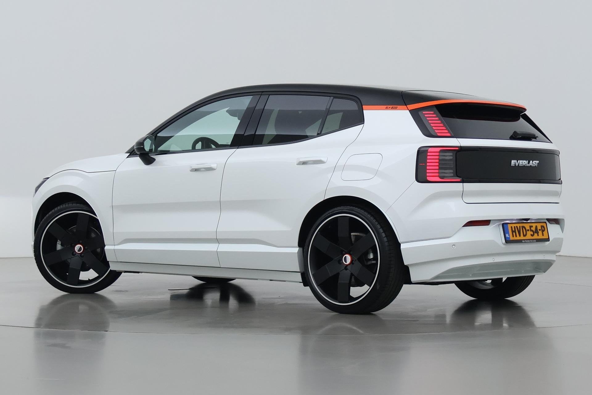 Volvo EX30 Single Motor Extended Range Plus 69 kWh | EVERLAS, Automaat, 476 km, Achterwielaandrijving, Gebruikt