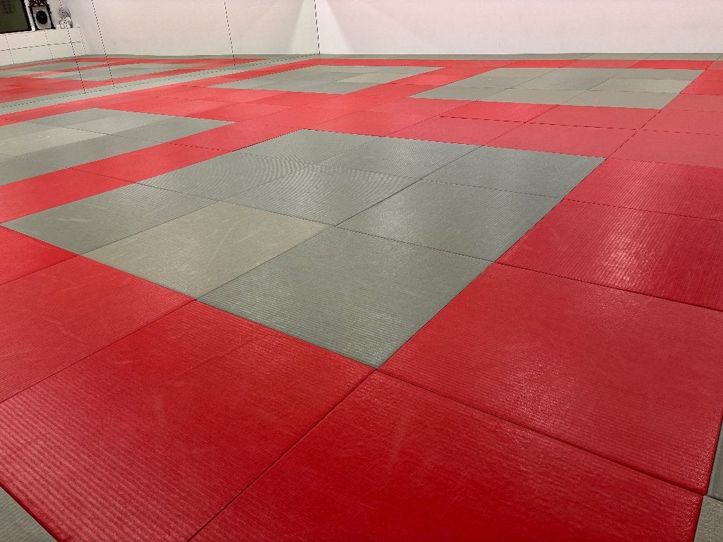 Judomat circa 125 m2, Ophalen, Gebruikt, Overige, Maat XS of kleiner