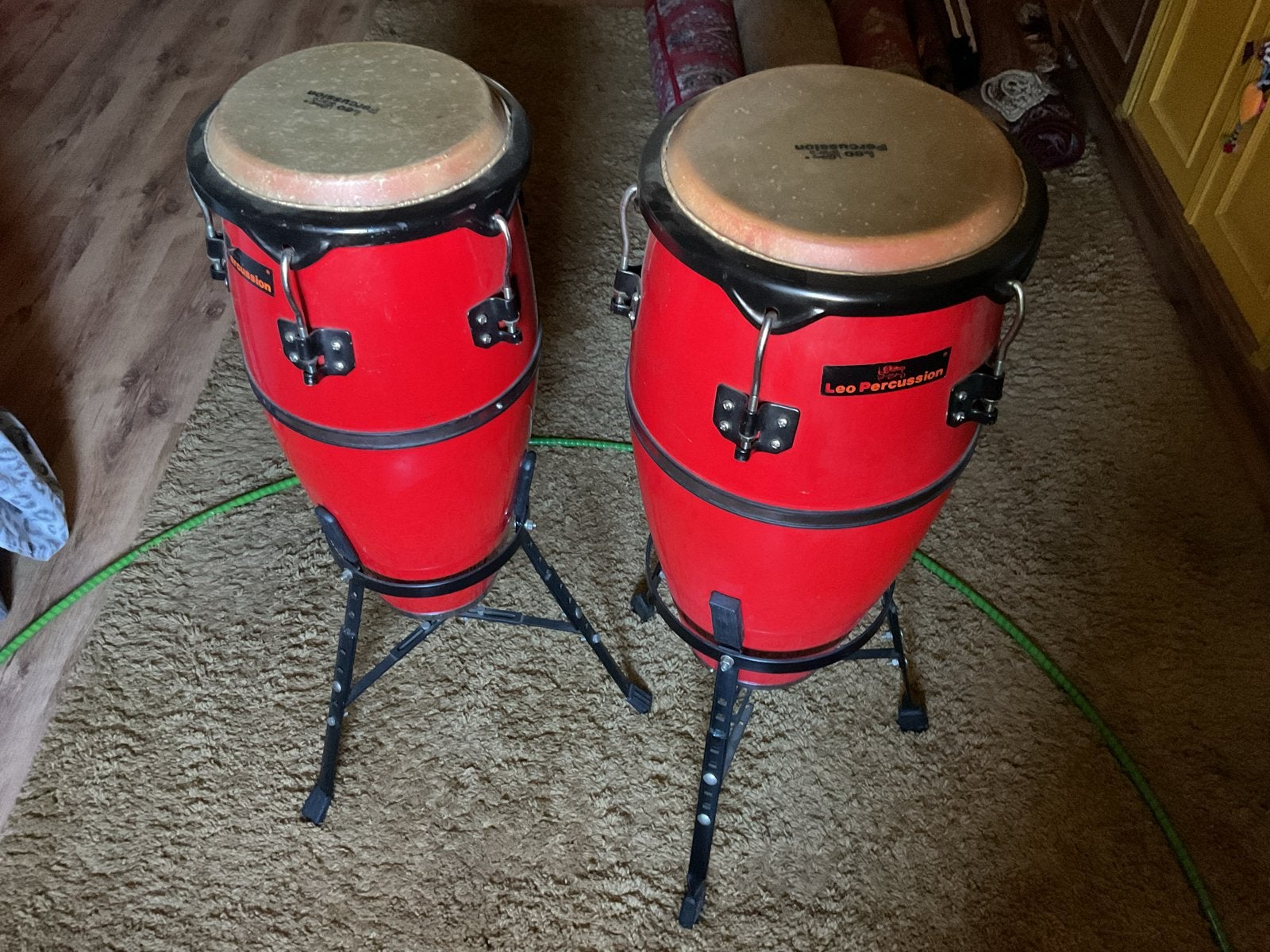 Leo Percussion Conga Set met Stands - Rood, Ophalen, Gebruikt, Trommel