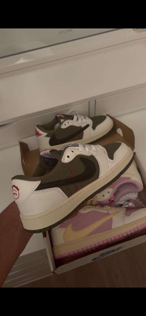 Travis scott maat 32, Ophalen of Verzenden, Zo goed als nieuw, Schoenen