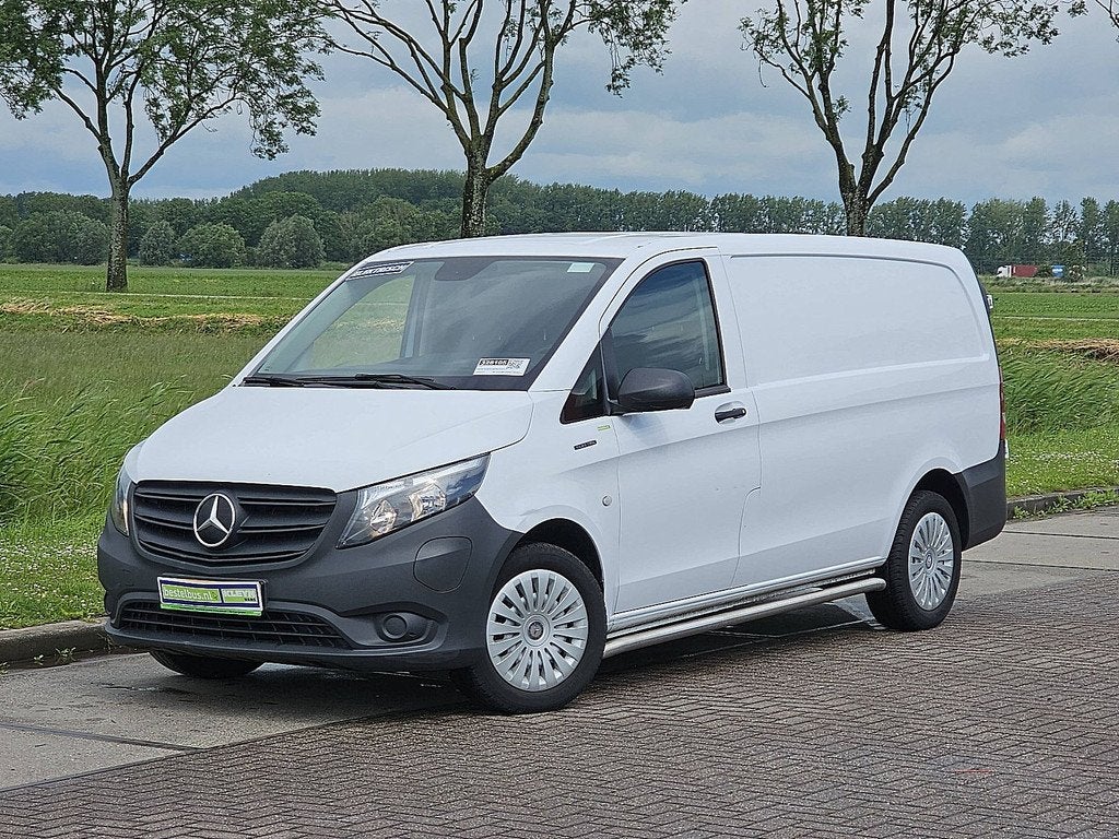 MERCEDES-BENZ EVITO 66kwh wltp 292 kms, Automaat, Gebruikt, 2255 kg, 116 pk