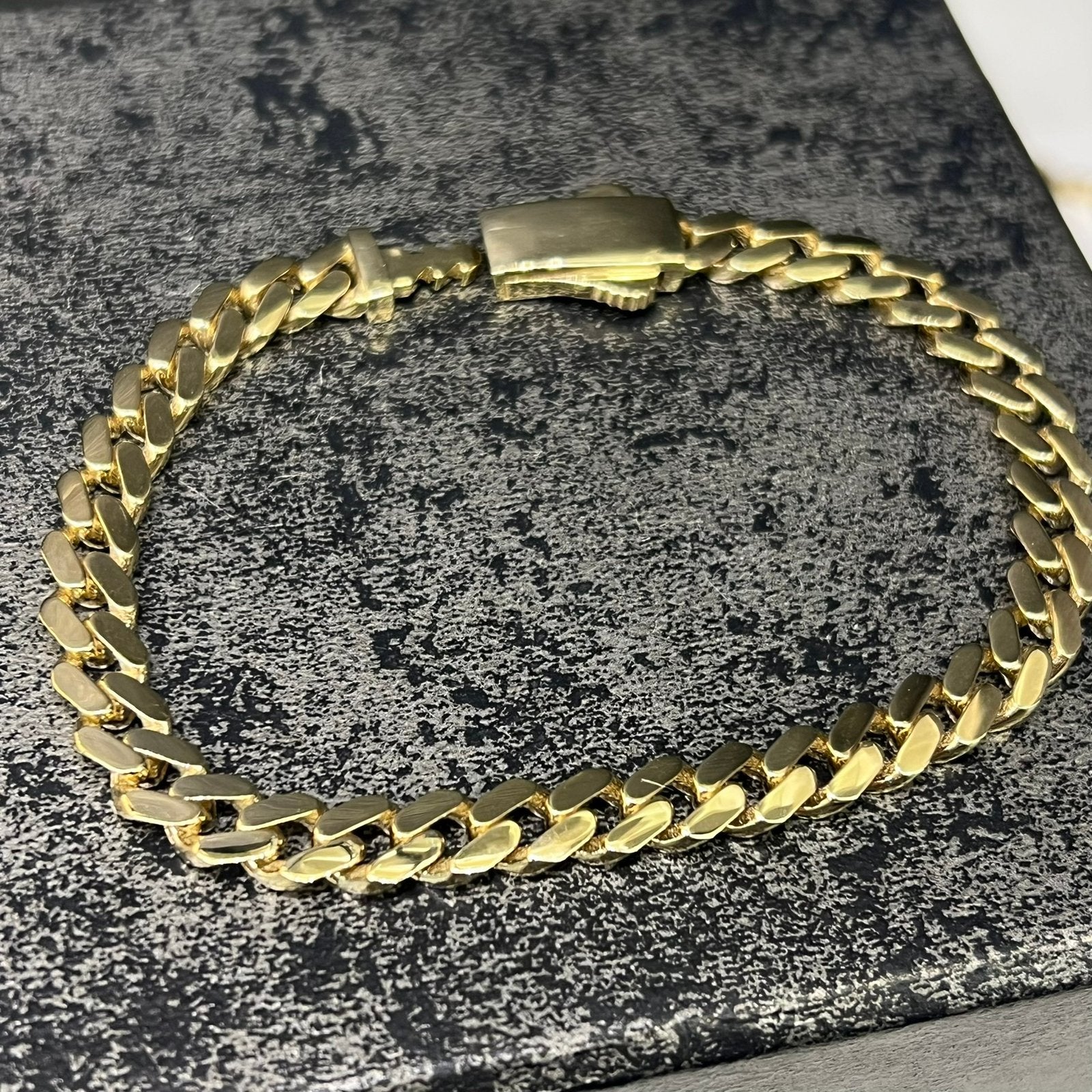14 karaat gouden armband cuban schakel, Ophalen of Verzenden, Nieuw, Goud