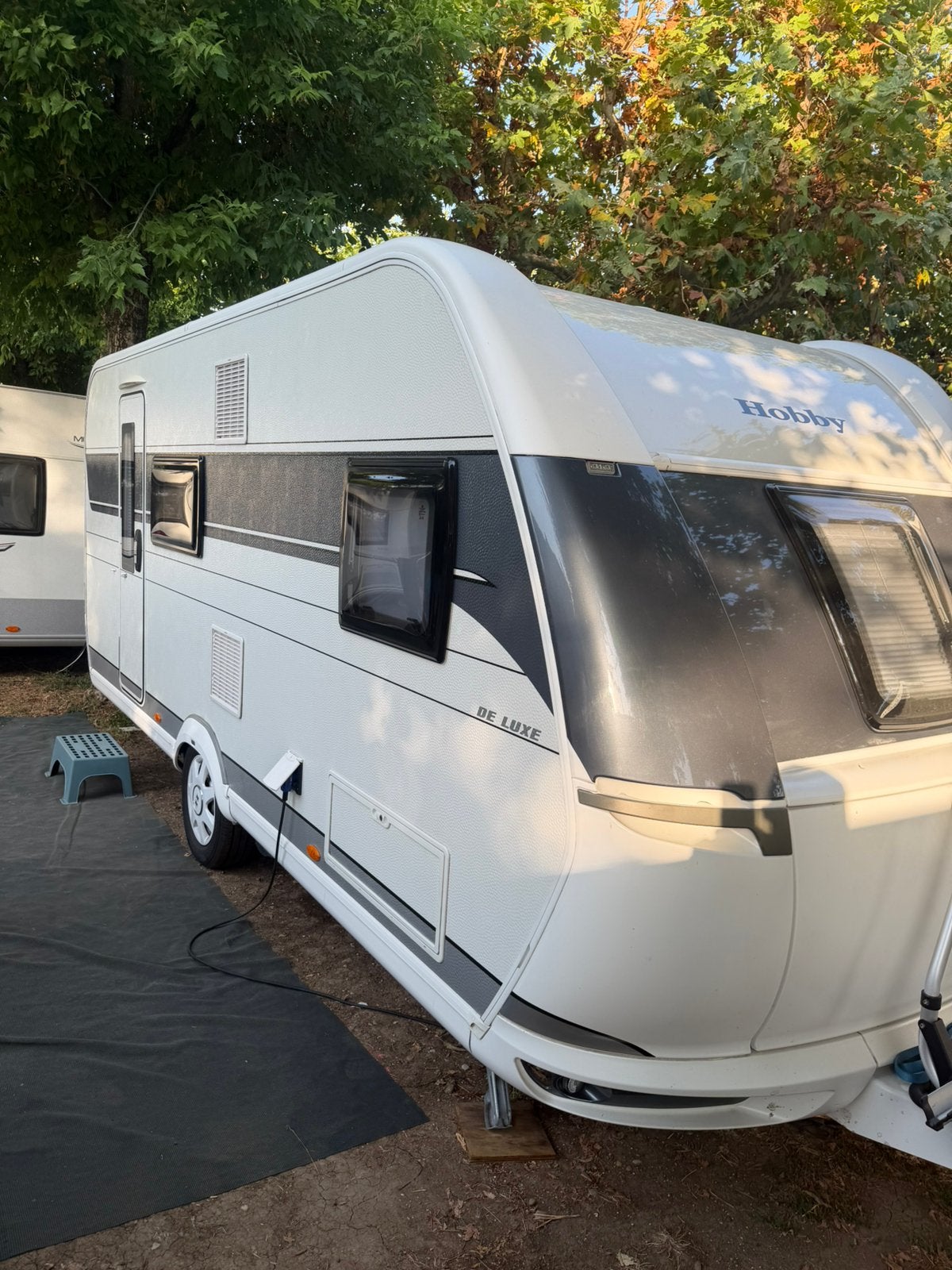 Hobby kmf 490 airco en mover, Caravans en Kamperen, Hobby, Airco, Treinzit, Particulier