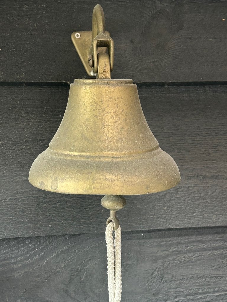 Antieke bel, nog in tact, Ophalen of Verzenden, Brons